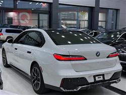 بي ام دبليو الفئة 7